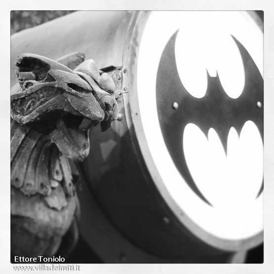 Cartoomics Ettore Toniolo Villa Miti Instagram Batman 02